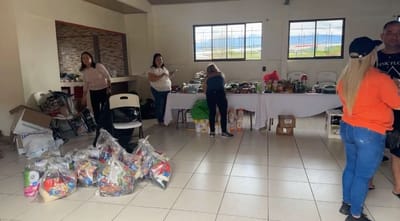 Iniciativa de vecinos permitió entregar víveres a familias afectadas por incendio en Calle Blancos