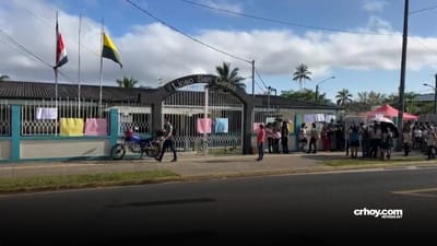 Cierre de Liceo de San Carlos por manifestación de padres y estudiantes.
