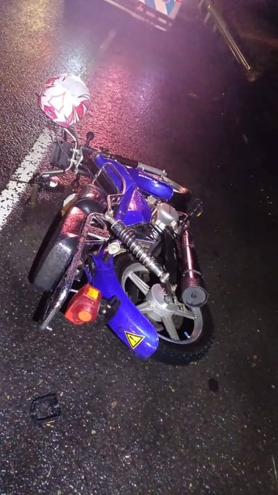 Desgarrador: madre soltera de 3 niños pierde sus piernas tras ser embestida por un tráiler mientras viajaba en bicimoto