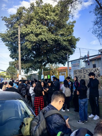 Manifestación de estudiantes en Liceo Castro Madriz en San José
