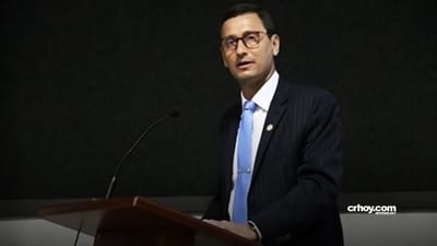 Exrector de la UCR recibió salario por encima del límite legal