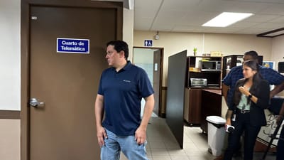 Henry Villalobos, ingeniero de la CNE
