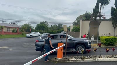 Acciones judiciales de este jueves en un condominio. CRH
