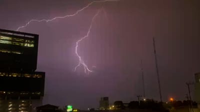 El IMN pronostica aguaceros y tormentas eléctricas para la tarde de este lunes en varias regiones del país, con ráfagas de viento de hasta 80 km/h en casos aislados.