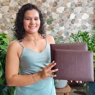 Periodista es egresada de la Universidad Federada San Judas Tadeo