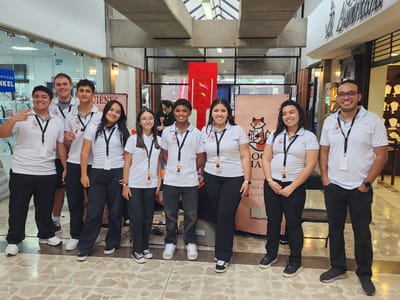 Estudiantes del CTP de Mercedes Norte crearon empresa BookMart