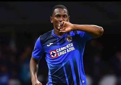 Bryan Angulo, jugador ecuatoriano, militó en Cruz Azul. Foto: Instagram/Cruz Azul