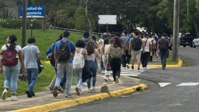 Evacuación en la UCR este 16 de octubre. Captura de pantalla/CRH