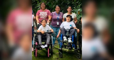 Dos madres unidas por el amor y la lucha por sus hijos con parálisis cerebral