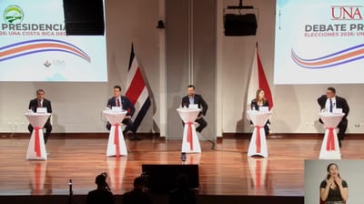 Fernando Zamora, candidato por el Partido Nueva Generación; José Aguilar, de Avanza; Juan Carlos Hidalgo, del PUSC; Claudia Dobles, de Agenda Ciudadana, y Boris Molina, del Partido Unión Costarricense Democrática, en el debate de este miércoles en la UNA. Captura de pantalla