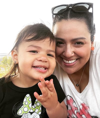 Lisette López-Rose superó su depresión posparto y ahora ayuda a coordinar grupos de apoyo a través de Postpartum Support International. Ella y su hija, que ahora tiene 4 años, están prosperando. Cortesía de Lisette López-Rose.