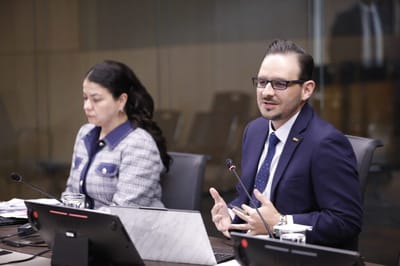 Álvaro Alfaro, gerente en Costa Rica del BCIE. (Asamblea Legislativa).