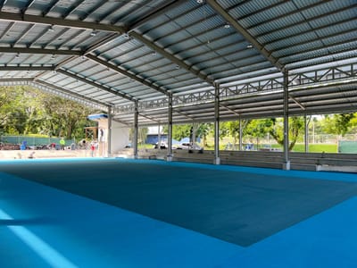 Canchas de Tenis en el Polideportivo de Pococí