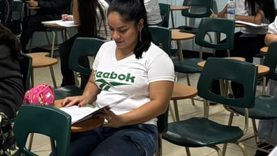 Cintia Hernández, retomó sus estudios en el CINDEA La Paz-San Rafael