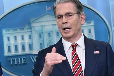El secretario del Tesoro de Estados Unidos, Scott Bessent, busca sumar apoyo internacional a la campaña de Washington para aumentar la presión económica sobre Irán.AFP