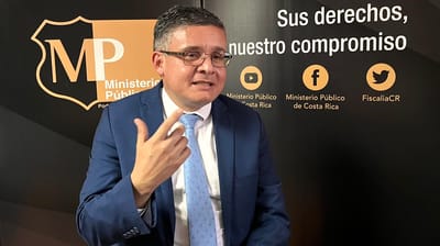 El fiscal Luis Diego Hernández asegura que estructuras criminales están penetrando y tomando control de zonas protegidas en Puerto Jiménez.