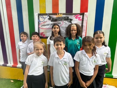 Estudiantes de la escuela Brasil de Santa Ana realizan Chiqui-informativo