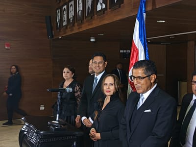 Bancada oficialista, con Yara Jiménez, presidenta del Congreso, como cabeza. CRH