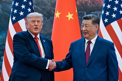 Donald Trump y Xi Jinping se reunieron este jueves en la Casa Blanca, donde el presidente chino abogó por mantener una relación sin confrontaciones y pidió diálogo para resolver las diferencias entre Estados Unidos e Irán.AFP