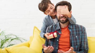 El día del padre se celebra siempre a mediados de junio. Con fines ilustrativos