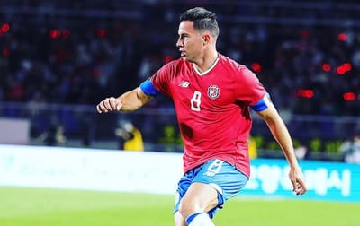 Bryan Oviedo futbolista nacional