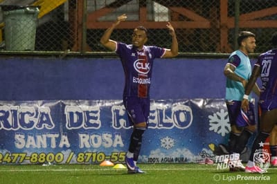 San Carlos triunfa en el Carlos Ugalde.