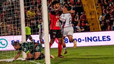 David Guzmán celebrando el gol ante Alajuelense en abril de 2023. Cortesía Saprissa.