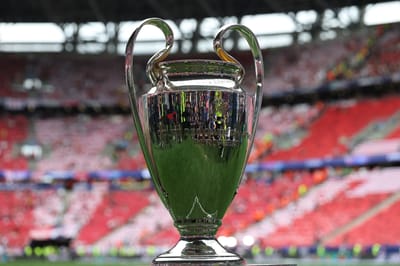Trofeo de la UEFA Champions League.