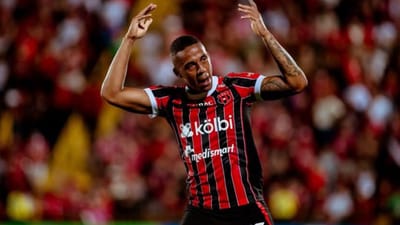 Jeison Lucumi con Alajuelense. Cortesía LDA.