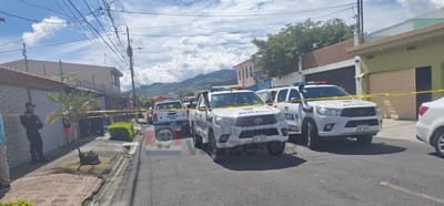 Hombre muere tras recibir impactos de bala dentro de casa en Cartago