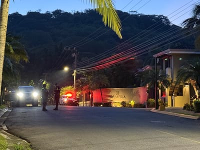 Imagen del condominio allanado en Pozos de Santa Ana. OIJ