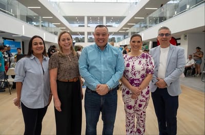 Gamboa estuvo en la Olimpiada Nacional junto a varios miembros del gobierno y de la organización del evento.