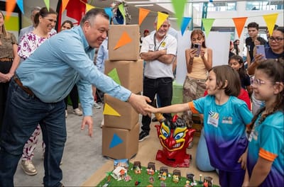 Francisco Gamboa en la Olimpiada Nacional de Robótica.
