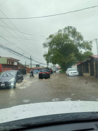 Inundación en Tejar de Cartago.