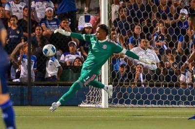 Keylor Navas, guardameta nacional
