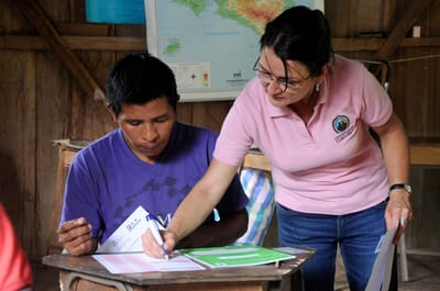 Aplicación del exámen de admisión a indígenas de Alto Conte