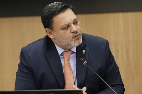 Exdiputado Gilberto Campos renuncia como Secretario General del PLP