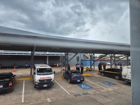 Pacientes críticos de la Zona Sur deben viajar al San Juan de Dios para recibir hemodiálisis