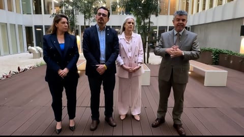 Los diputados Claudia Dobles, Jose María Villalta, Abril Gordienko y Álvaro Ramírez.
