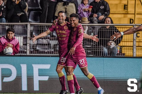 Saprissa triunfa en La Cueva.