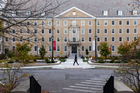 ITHACA, NEW YORK - NOVEMBER 3: A man walks through the Cornell University campus on November 3, 2023 in Ithaca, New York. The university canceled classes after one of its students is accused of making violent antisemitic threats. Matt Burkhartt/Getty Images/AFP (Photo by Matt Burkhartt / GETTY IMAGES NORTH AMERICA / Getty Images via AFP)