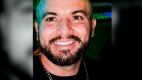 Hallan armas, joyas y licor de contrabando en casa de Míster Músculo