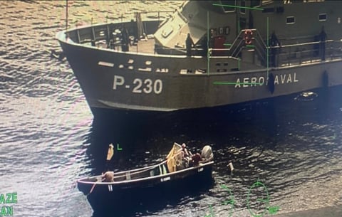 ¡Con vida! Rescatan a pescadores ticos que tenían 6 días desaparecidos en el mar