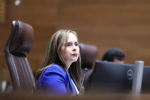 Yara Jiménez mantiene sin trámite denuncias por violencia política contra tres diputados