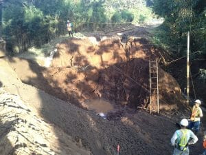Este jueves finaliza la instalación de la nueva tubería en Guayabos de Curridabat. Foto Incofer