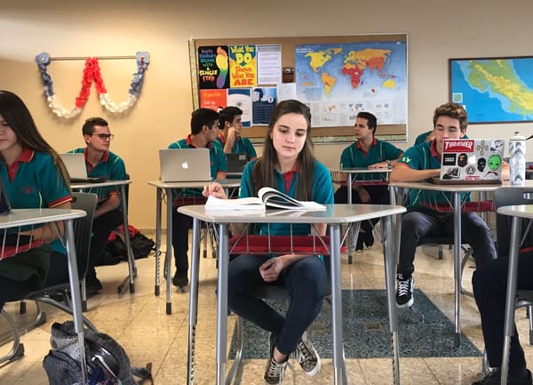 Quiere estudiar Ingeniería en Sistemas, regresar a Costa Rica y garantizar el acceso a la tecnología de todos los ticos (Josué Alvarado).