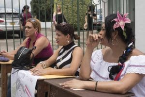 Sólo 4 de 10 transexuales logran ganar secundaria