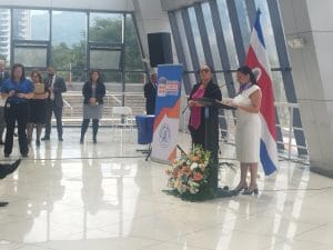 Marta Esquivel, jerarca de la Caja en la conferencia con el anuncio de la ruta de la salud para atender las listas de espera | CRHoy