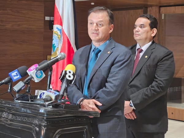 Conferencia de prensa Falso Secuestro Vi