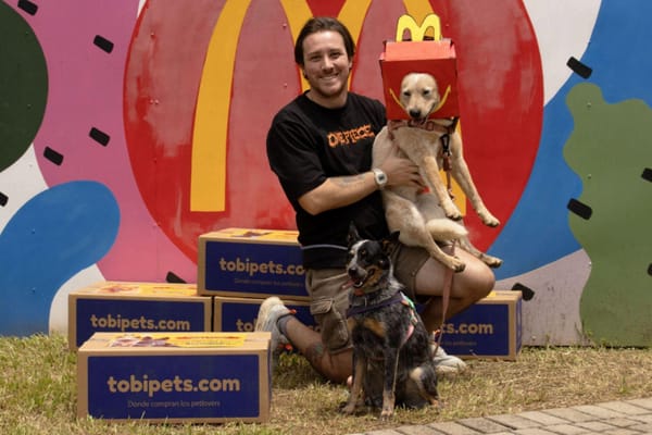 Tobi Pets McDonalds Día del Perro
